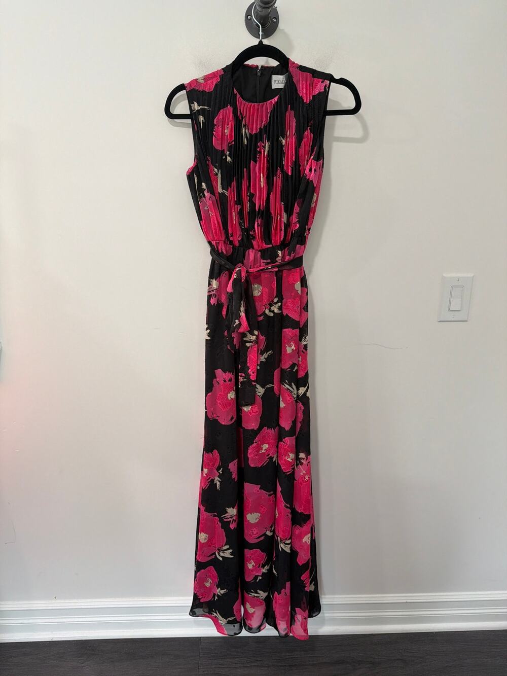Mikael Aghal Floral Sleeveless Dress Black and Pink Size 4